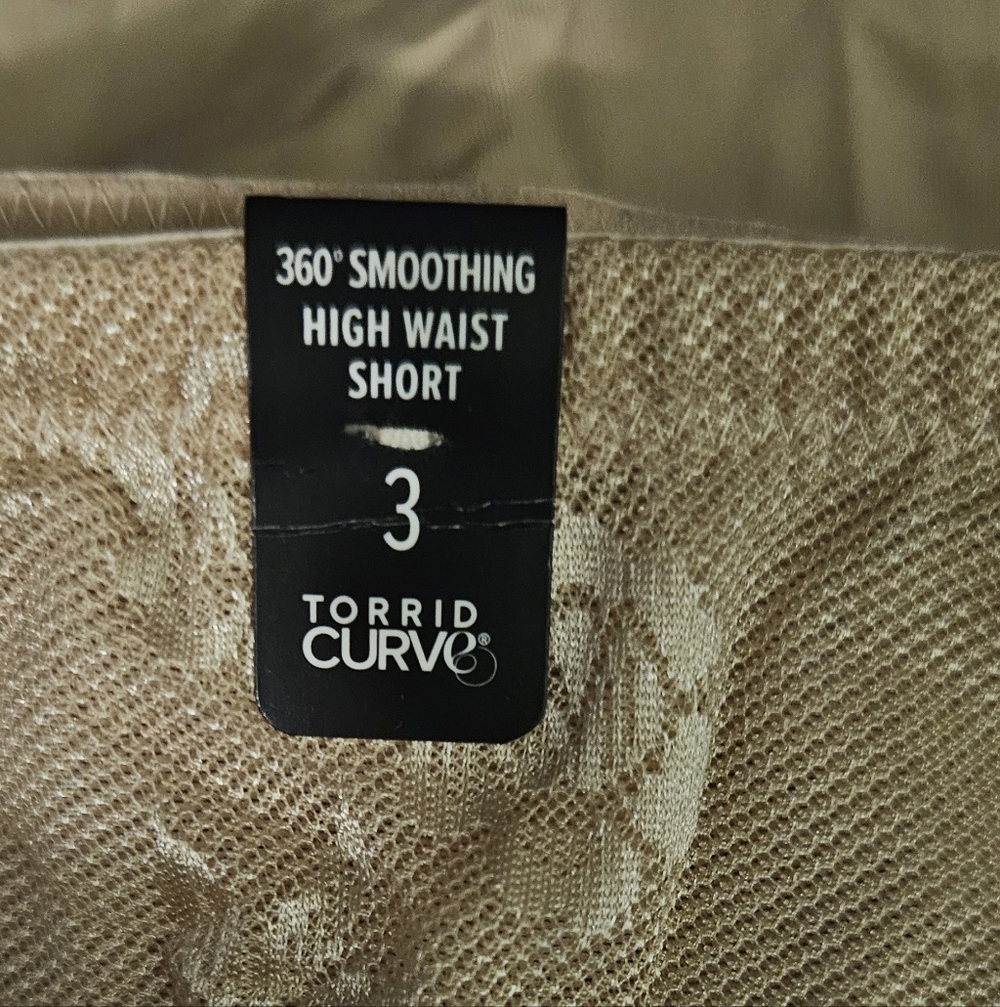360 Smoothing High Waist Short NWT